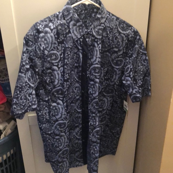 Men’s dress shirt